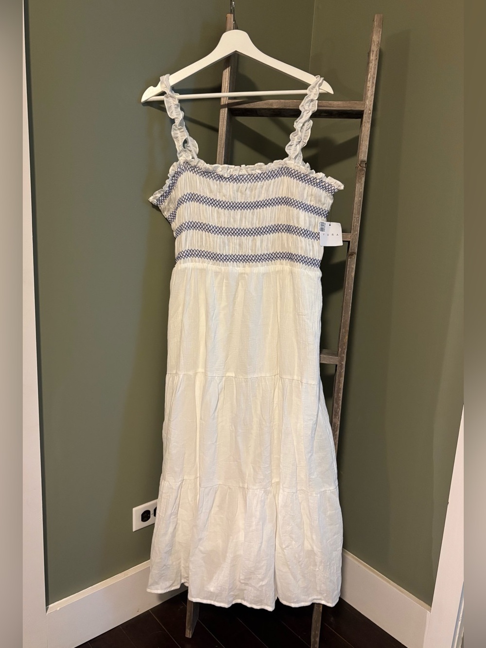 Yura Midi Dress with Embroidery
